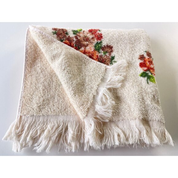 Vintage 70s bath towel, cream, with orange, brown and green flowers, fringed - Picture 6 of 8